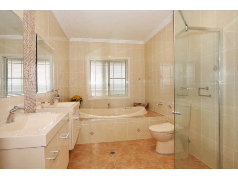 21 Ventnor  Drive, Tamworth NSW 2340