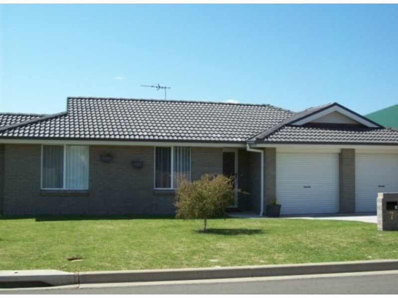 1/7 Eagle Avenue, Tamworth NSW 2340