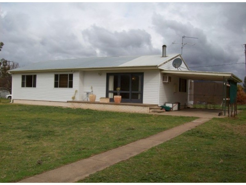 73 Cockburn Valley Road, Kootingal NSW 2352