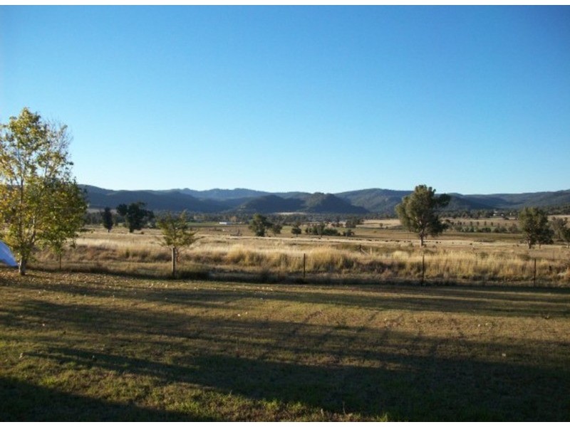 73 Cockburn Valley Road, Kootingal NSW 2352