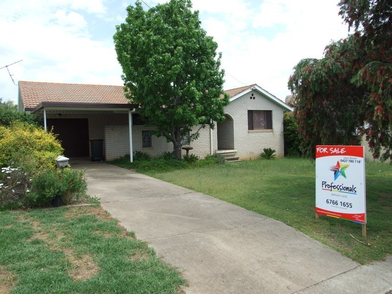 2 Arinya  Street, Tamworth NSW 2340