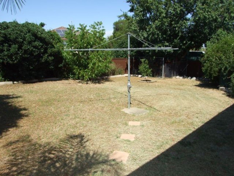 2 Arinya  Street, Tamworth NSW 2340