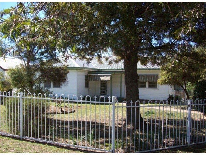 11 Patricia Avenue, Tamworth NSW 2340