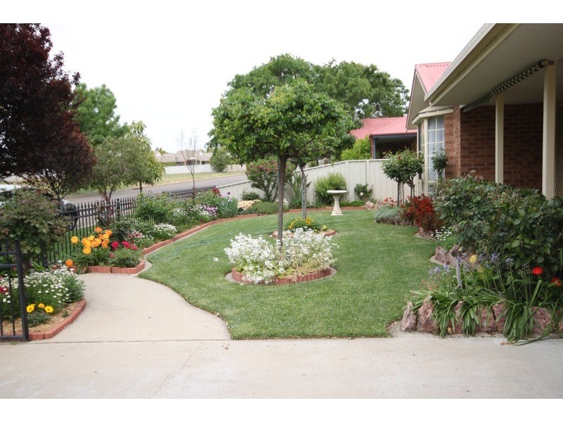 22 Links Avenue, Tamworth NSW 2340