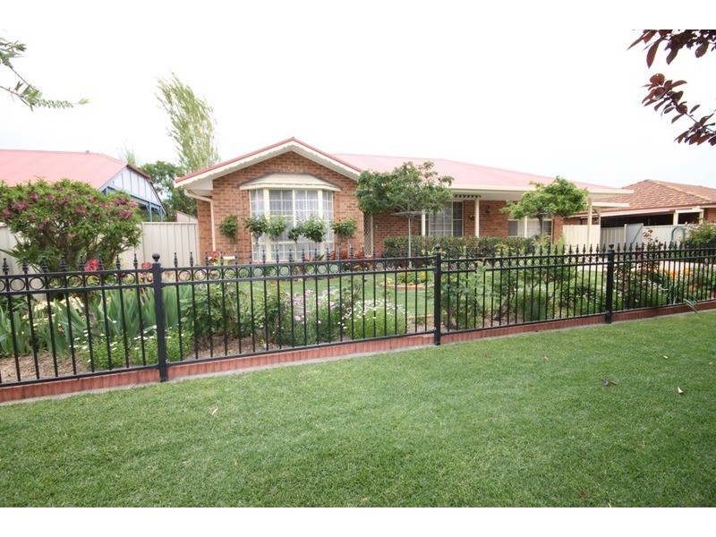 22 Links Avenue, Tamworth NSW 2340