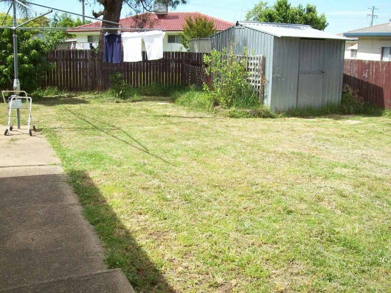 4 Fisher  Road, Tamworth NSW 2340