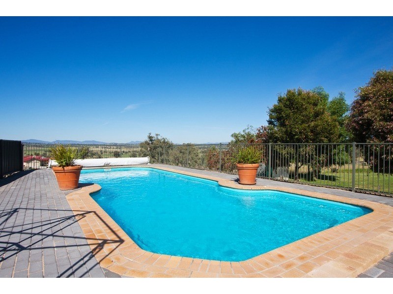 2 Red Gum Place, Loomberah NSW 2340
