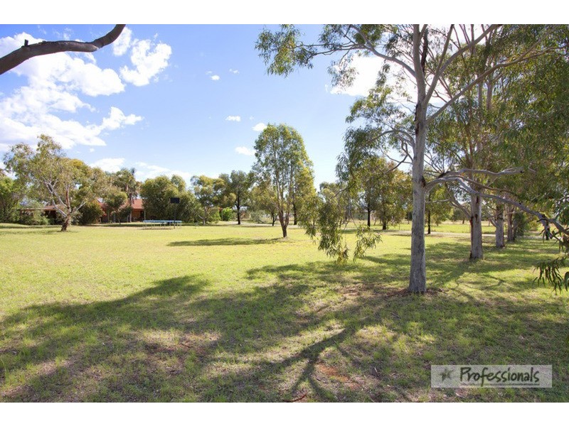 417 Bournes  Lane, Moore Creek NSW 2340