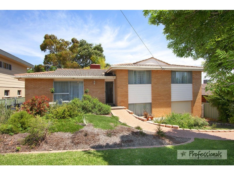 41 Minnamurra Crescent, Tamworth NSW 2340