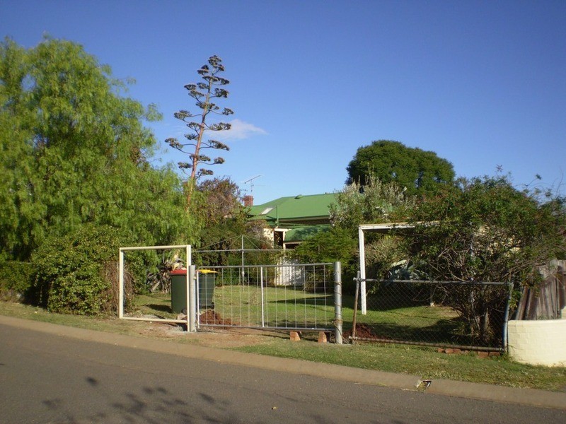 4 Janison  Street, Tamworth NSW 2340