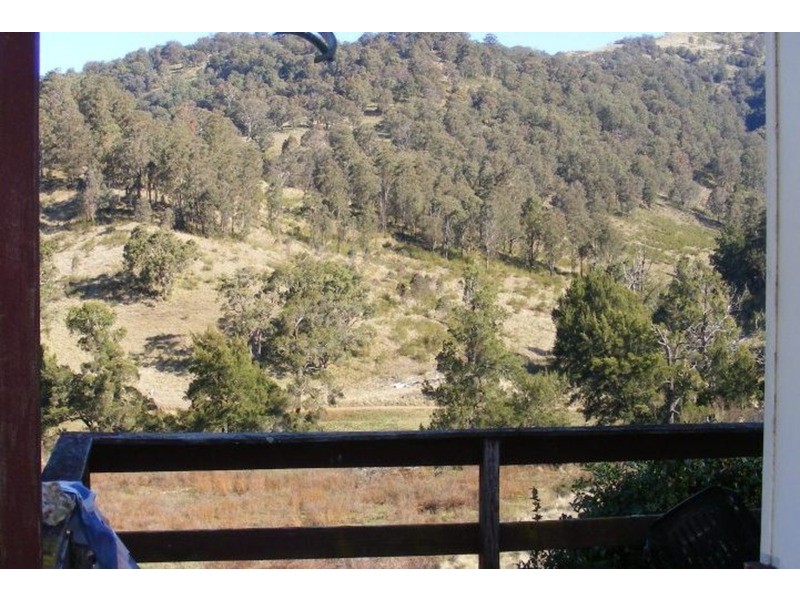 2482 Barry  Road, Hanging Rock NSW 2340