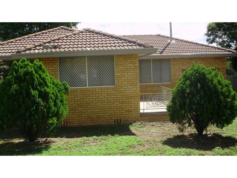 28 Cypress Street, Tamworth NSW 2340