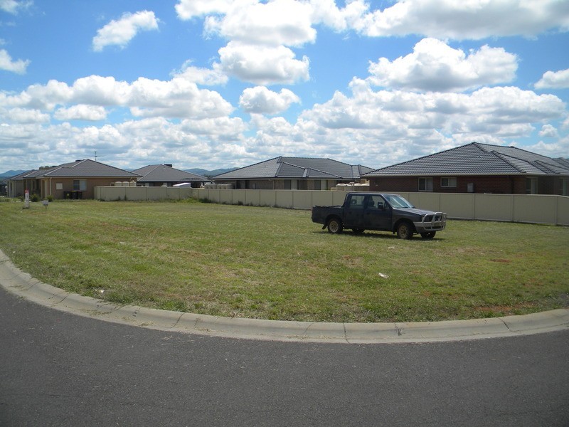 22 Cunningham  Street, Westdale NSW 2340