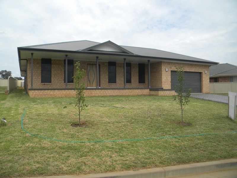 10 Eagle Avenue, Calala NSW 2340