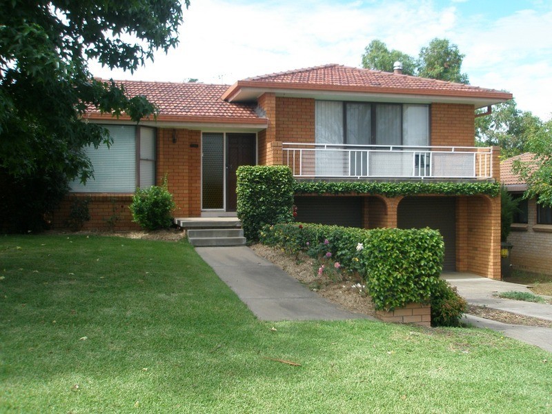 20  Kinarra Street, Tamworth NSW 2340