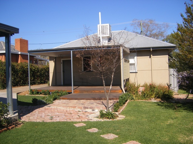 10 Mahoney Avenue, Tamworth NSW 2340