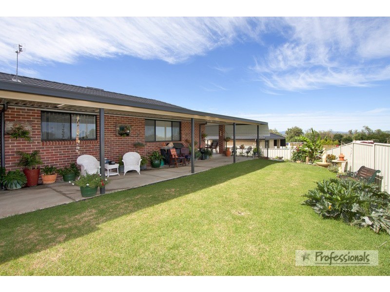 3 Bottlebrush Close, Oxley Vale NSW 2340