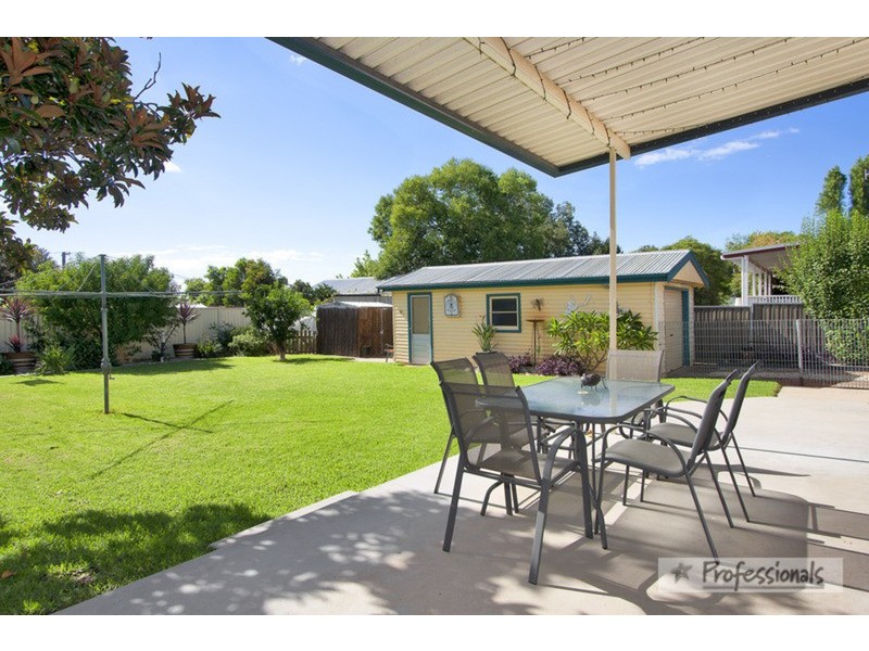 9 Churchill Street, Tamworth NSW 2340