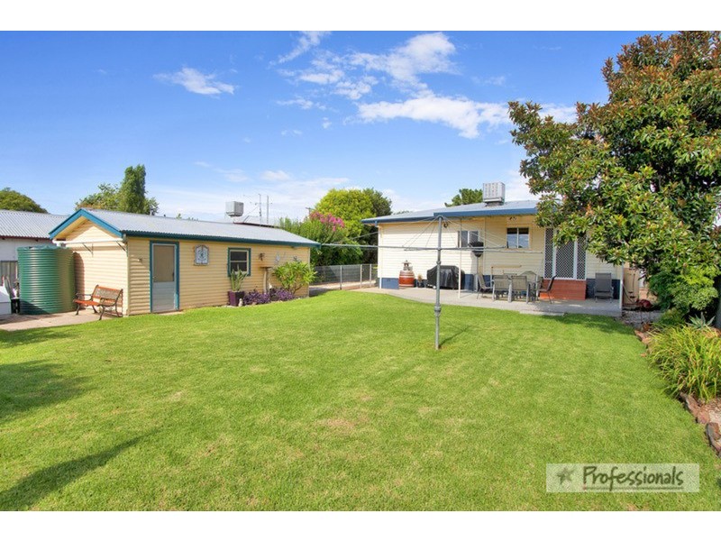9 Churchill Street, Tamworth NSW 2340
