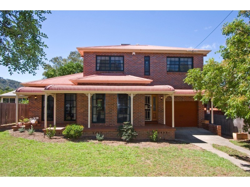 33 Roderick Street, Tamworth NSW 2340