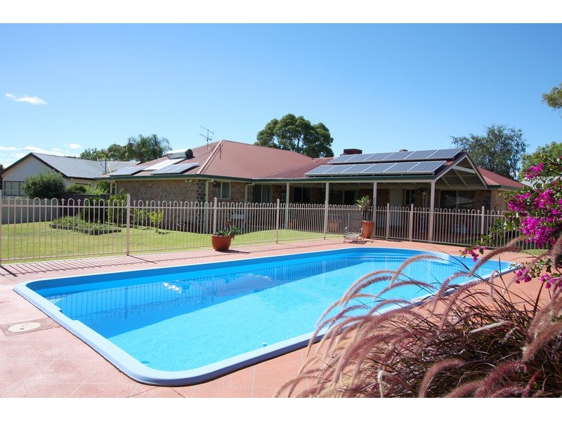 32 Woodstock Street, Tamworth NSW 2340