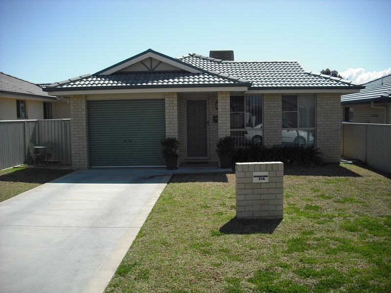 21a  Banks  Street, Tamworth NSW 2340