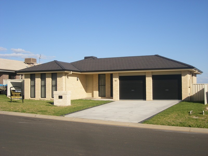 15 Orley  Drive, Tamworth NSW 2340