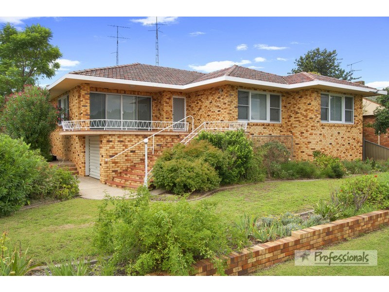 8 Dumaresq Street, Tamworth NSW 2340