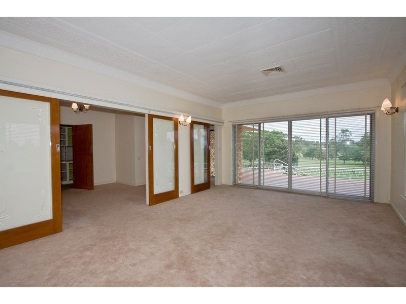 8 Dumaresq Street, Tamworth NSW 2340