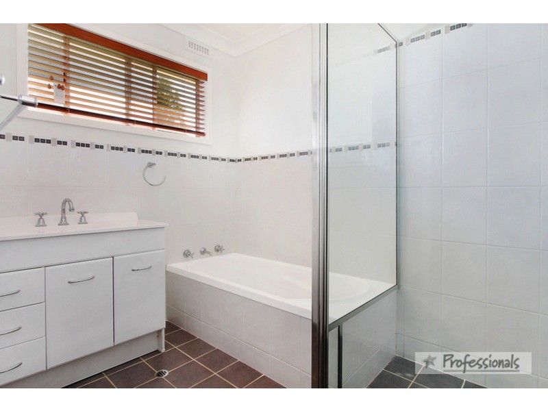 16 Gladys  Street, Tamworth NSW 2340