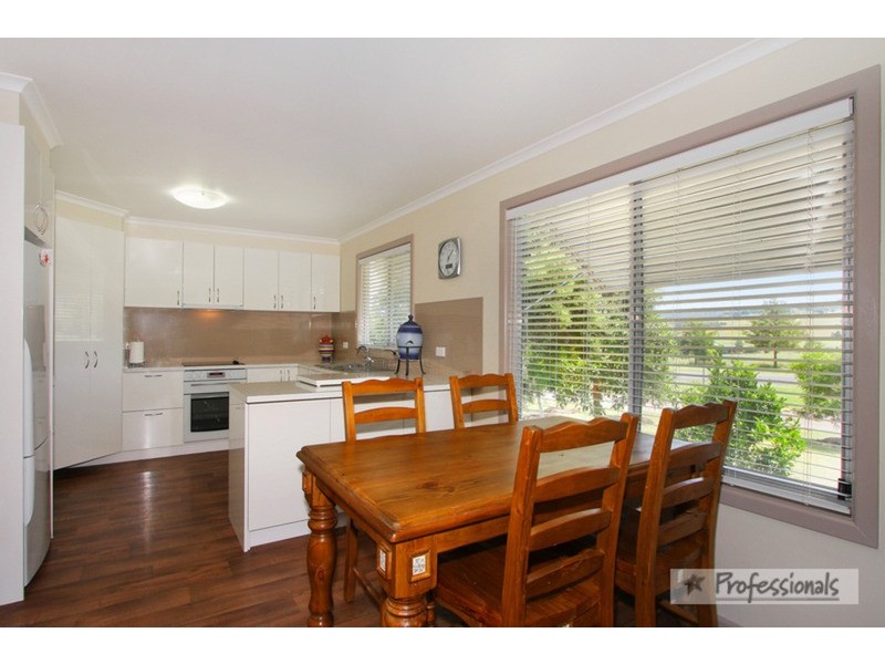 1 Damar Avenue, Kootingal NSW 2352