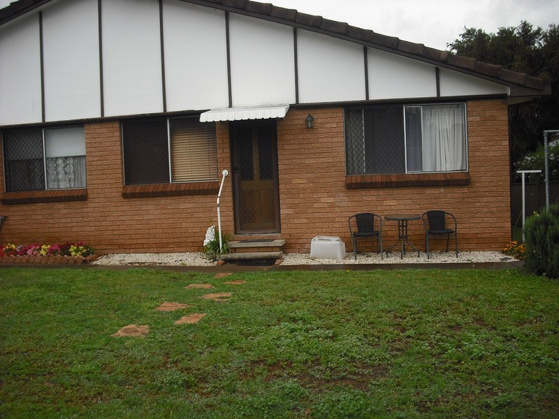 2/95 Piper  Street, Tamworth NSW 2340