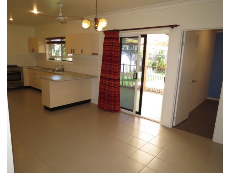 12 Suthers Street, Bowen QLD 4805