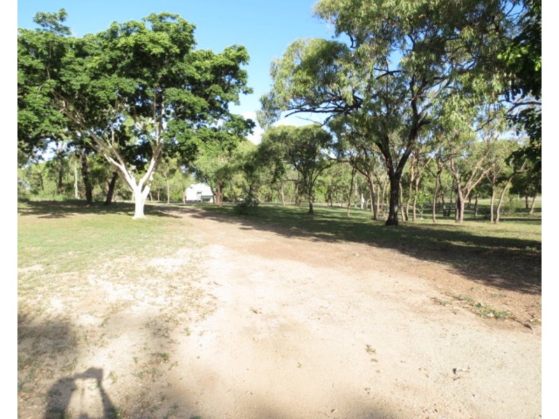 38 Drays Road, Bowen QLD 4805