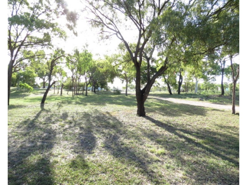 38 Drays Road, Bowen QLD 4805