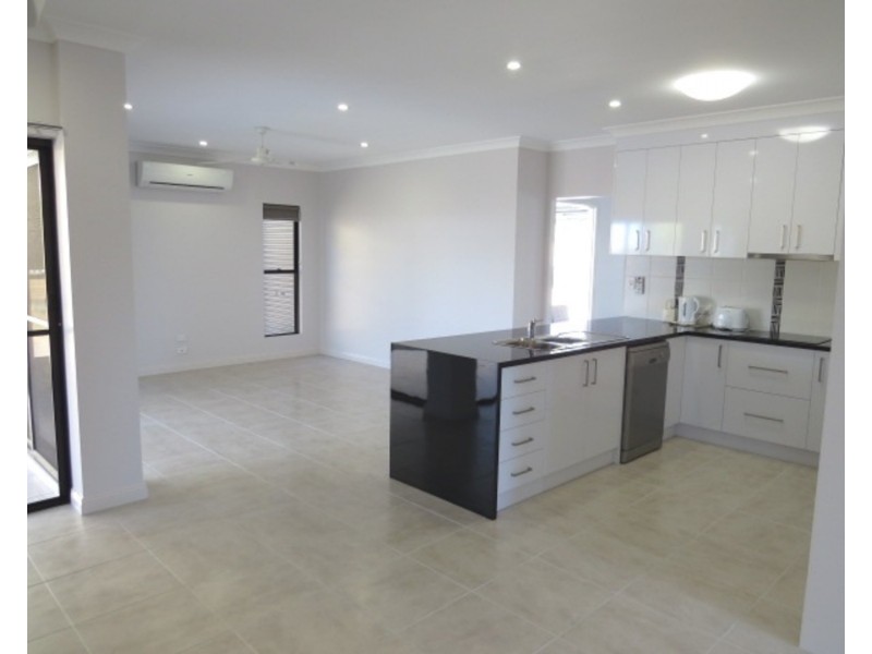 41 Dalrymple Street, Bowen QLD 4805