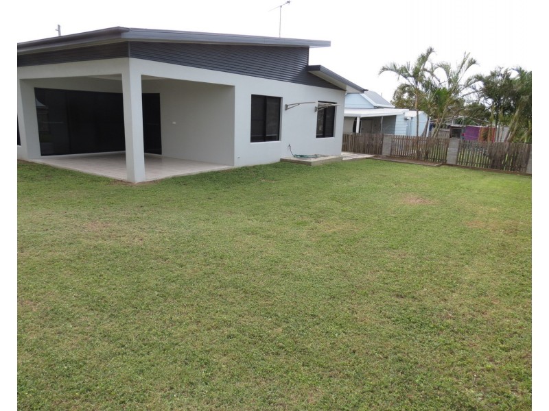 41 Dalrymple Street, Bowen QLD 4805