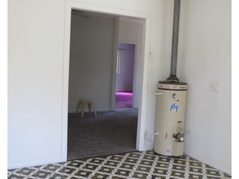 22 Gloucester Street, Bowen QLD 4805