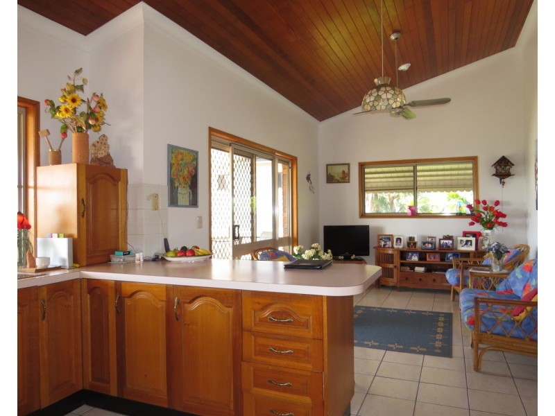 23 Banksia Street, Bowen QLD 4805