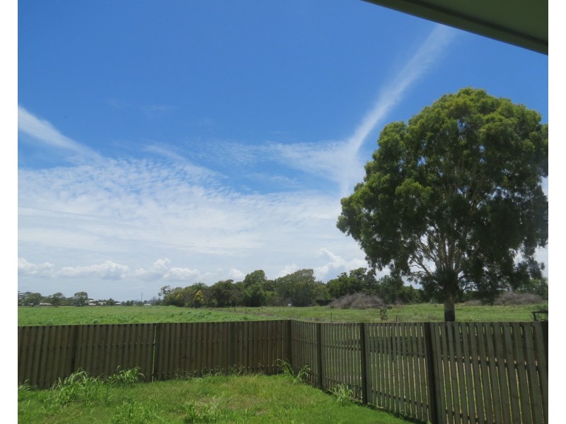 25 Duke Street, Bowen QLD 4805