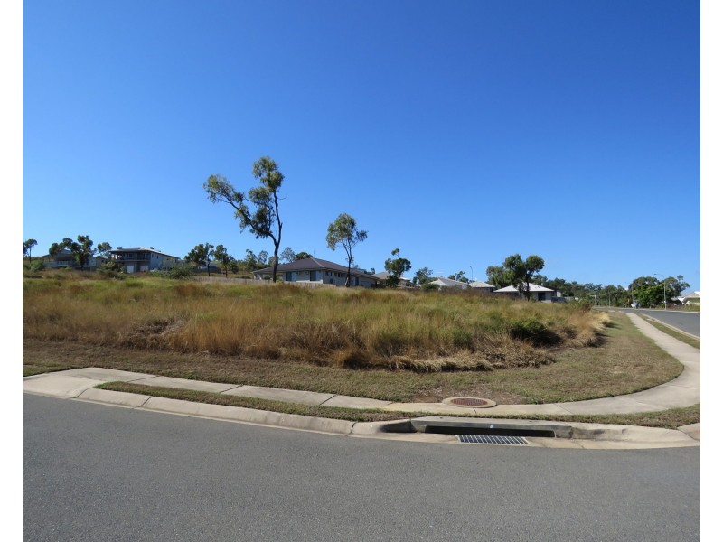 2 Sunshine Court, Bowen QLD 4805