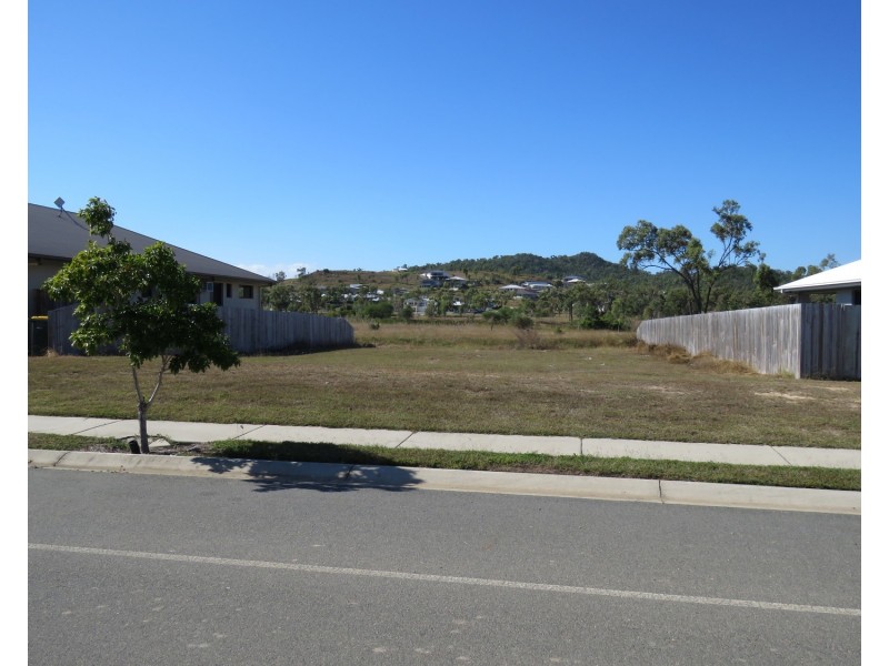 44 Scenic Drive, Bowen QLD 4805