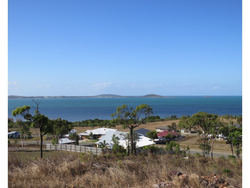 25 Harbour View Terrace, Bowen QLD 4805