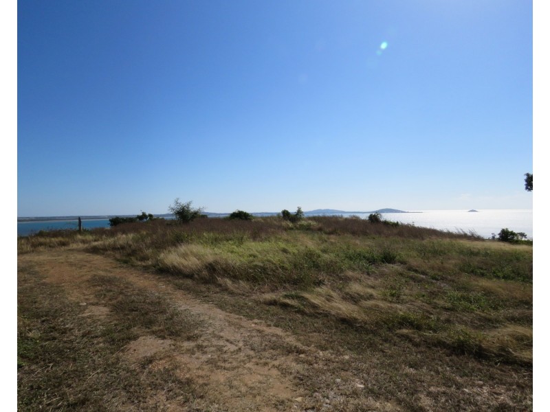 25 Harbour View Terrace, Bowen QLD 4805