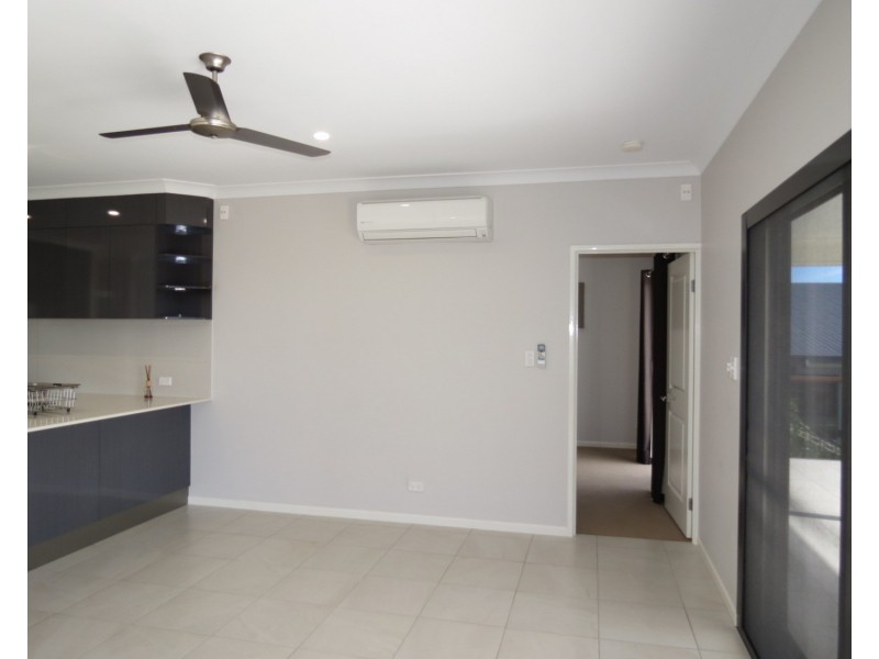 107 Ocean View Drive, Bowen QLD 4805