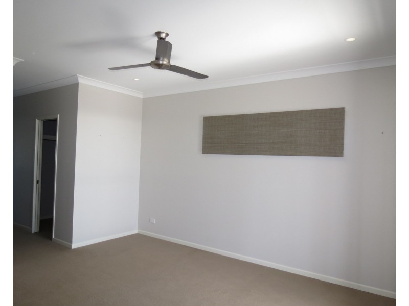 107 Ocean View Drive, Bowen QLD 4805