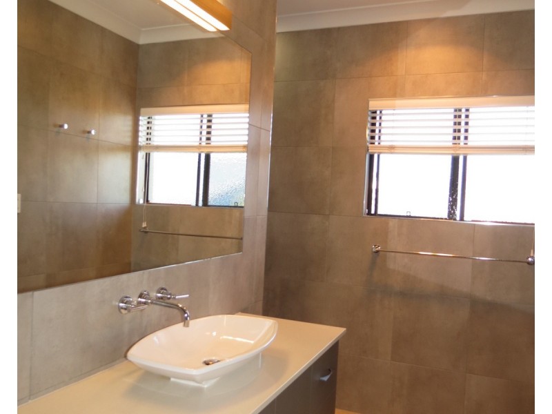 107 Ocean View Drive, Bowen QLD 4805