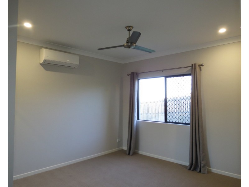 107 Ocean View Drive, Bowen QLD 4805