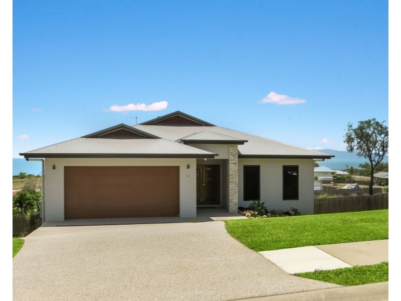 107 Ocean View Drive, Bowen QLD 4805