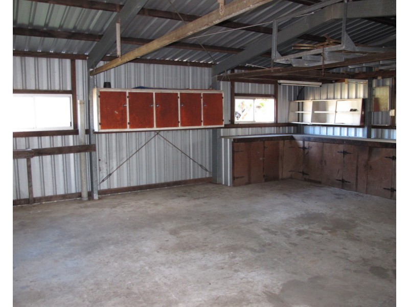 11 Golf Links Road, Bowen QLD 4805